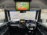 N-BOXカスタム G ターボ パッケージ 後席フリップダウンモニター・両側パワスラ