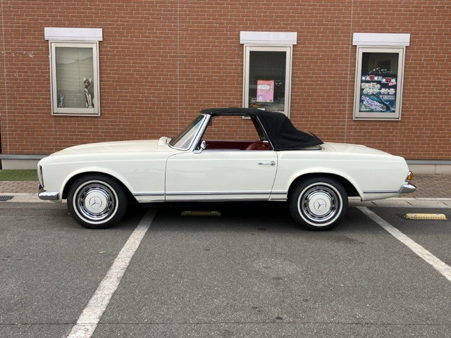 中古車 メルセデス・ベンツ 280SL 内外装レストア済み AT クーラー PS