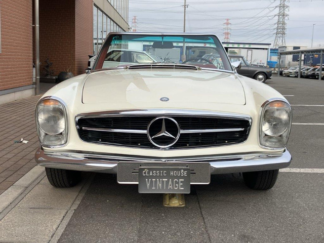 中古車 メルセデス・ベンツ 280SL 内外装レストア済み AT クーラー PS