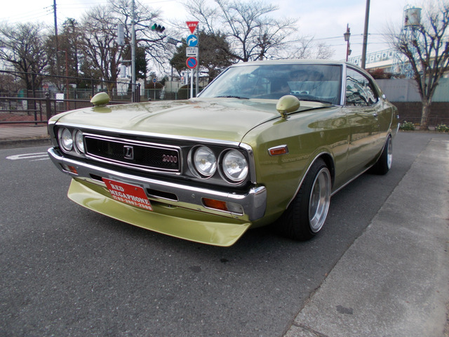 ローレル・クイーン【廃盤】 ENIF 1/43 日産 ローレル 2000GX 2ドア ハードトップ 1970年型