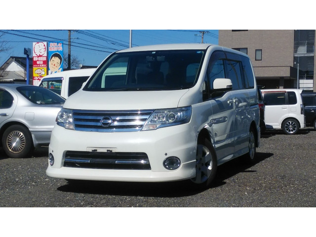 中古車 日産 セレナ 2.0 ハイウェイスター V エアロセレクション