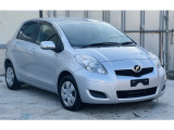 ヴィッツ  F グレード 25,690km