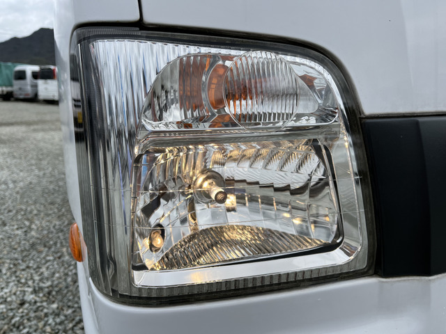 中古車 スバル サンバートラック TB 4WD 走行距離1.5万キロいってませ 