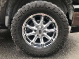 KMC(XD SERIES)18インチアルミホイール!マッドタイヤ(33×12.50R18LT)!