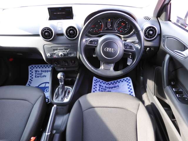 中古車 アウディ A1スポーツバック 1.0 TFSI 純正ナビ フルセグTV の