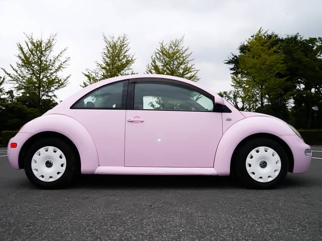 中古車 フォルクスワーゲン ニュービートル 2.0 ベースグレード