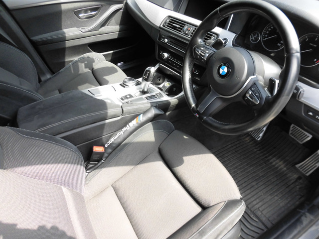 中古車 BMW 523dツーリング 523d ブルーパフォーマンス Mスポーツ