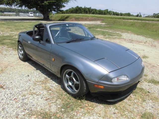 マツダ ロードスター 1.6 ハードトップ 8点ロールケージ の中古車詳細