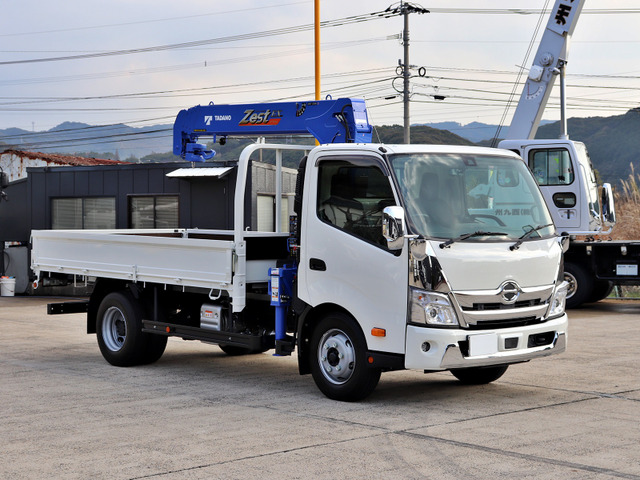 日立建機 ZX75US-3の中古車・ダンプトラック・建設機械の高価