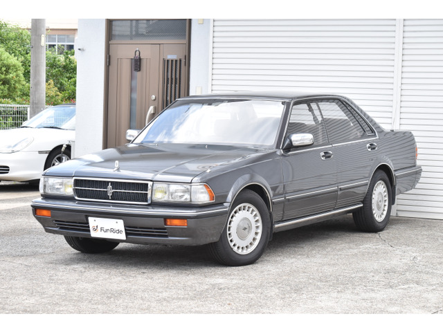 中古車 日産 セドリック 2.0 ブロアム ツインカムターボ・禁煙車 の