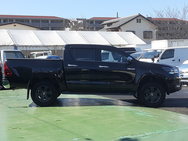 中古車 トヨタ ハイラックス 2.4 Z ディーゼル 4WD 社外