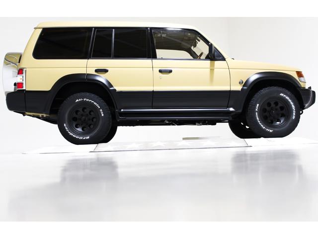 中古車 三菱 パジェロ ワイド エクシード 4WD 新品タイミングベルト交換 丸目仕様 LEDテール の中古車詳細 (97