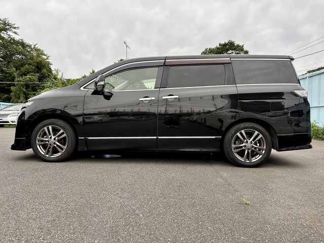 誰でも車がローンで買えます。R9AUTOの自社ローンは他社でローンが通らなかった方でもOK!自社審査で即日回答!金利0%!分割手数料なし!保証人不要!最長84回まで分割OK!