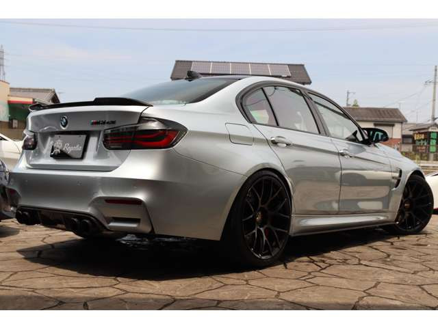 中古車 BMW M3セダン M DCT ドライブロジック KWver.3 BBS ダウン