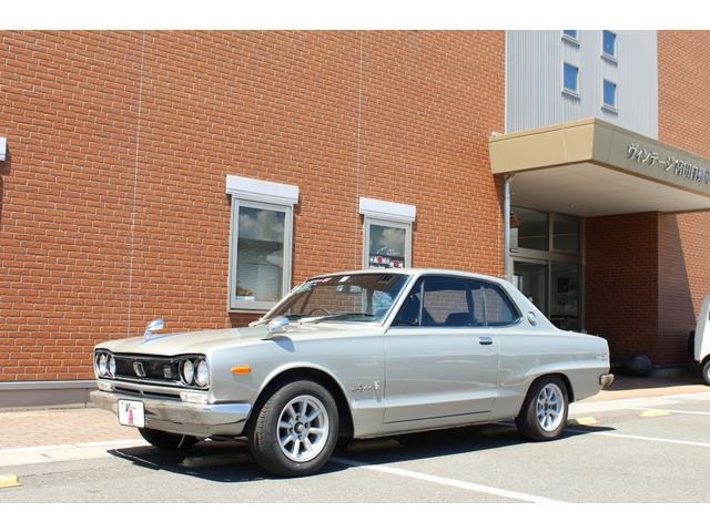 日産 スカイライン 2.0 GT 全塗装仕上げ済み ノーマル車 | 在庫車両