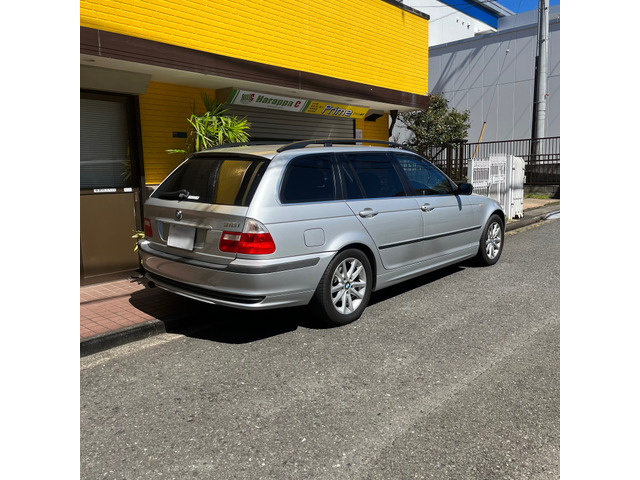 中古車 BMW 3シリーズツーリング 318i 最終型でワンオーナー奇跡の6万キロ の中古車詳細 (60,000km, チタンシルバー, 神奈川県,  45万円) | 中古車情報・中古車検索なら【車選びドットコム（車選び.com）】