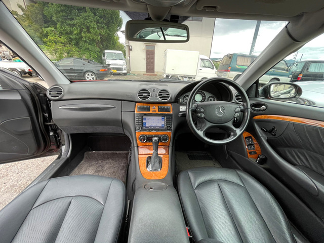 中古車 メルセデス・ベンツ CLKクラス CLK320 ETC ナビ サンルーフ 社外AW の中古車詳細 (112,000km, レッド, 奈良県,  70万円)