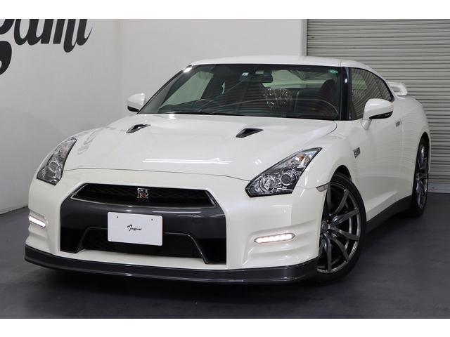 中古車 日産 GT-R 3.8 プレミアムエディション 4WD OP赤革シート/BOSE