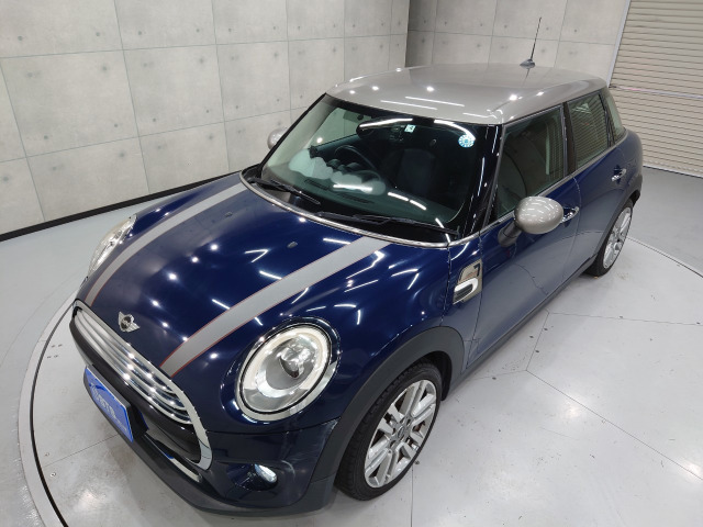 中古車 BMW MINI ミニ クーパー D LEDライト クルコン コーナー