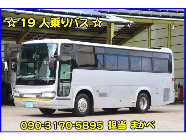 セレガ  19人乗りバス