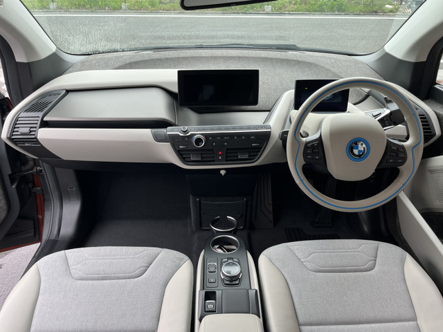 中古車 BMW i3 レンジエクステンダー JAAA鑑定車 純正20インチAW の