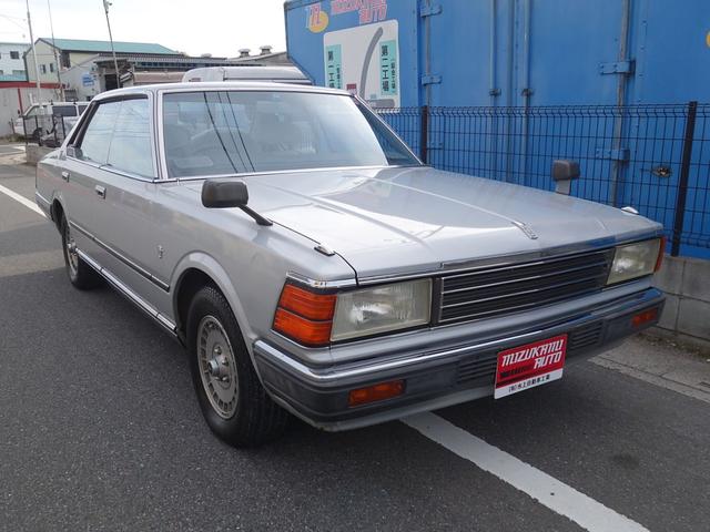 グロリア（日産）の中古車 | 中古車情報・中古車検索なら【車選びドットコム（車選び.com）】