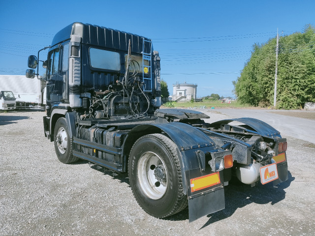 中古車 日野 スーパードルフィン トレーラーヘッド の中古車詳細 (1,251,901km, ブラック, 埼玉県, 239.8万円) |  中古車情報・中古車検索なら【車選びドットコム（車選び.com）】