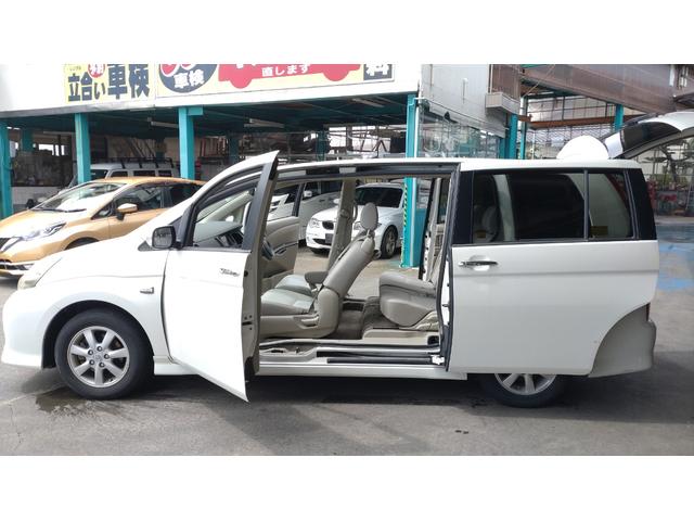 中古車 トヨタ アイシス 1.8 プラタナ リミテッド ナビ バックカメラ ETC キーレス の中古車詳細 (123,000km, パールホワイト,  静岡県, 35万円) | 中古車情報・中古車検索なら【車選びドットコム（車選び.com）】