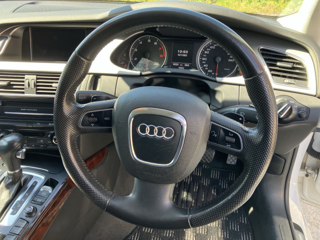 中古車 アウディ A4 2.0 TFSI クワトロ 4WD 革シート4WD ナビETC 検6.8