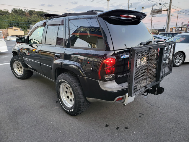 シボレー トレイルブレイザー LTZ 4WD 本革シート サンルーフ の中古車