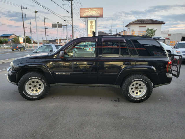 シボレー トレイルブレイザー LTZ 4WD 本革シート サンルーフ の中古車