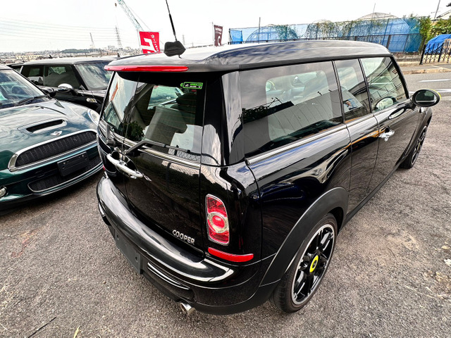 中古車 BMW MINI ミニクラブマン クーパー 後期型 車検整備付き 正規ディーラー車 の中古車詳細 (95,050km, クロ, 大阪府,  68万円) | 中古車情報・中古車検索なら【車選びドットコム（車選び.com）】