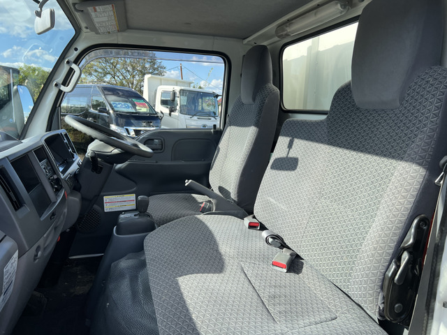 日産 アトラス ウィング 幌ウィング 最大積載量1,550㎏ の中古車