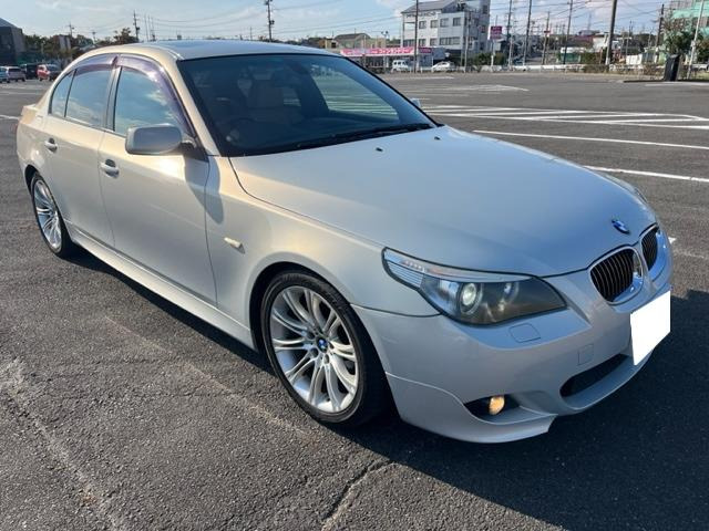 中古車 BMW 5シリーズセダン 525i Mスポーツ 本革 サンルーフ HID の中古車詳細 (83,000km, シルバー, 愛知県, 52万円)  | 中古車情報・中古車検索なら【車選びドットコム（車選び.com）】