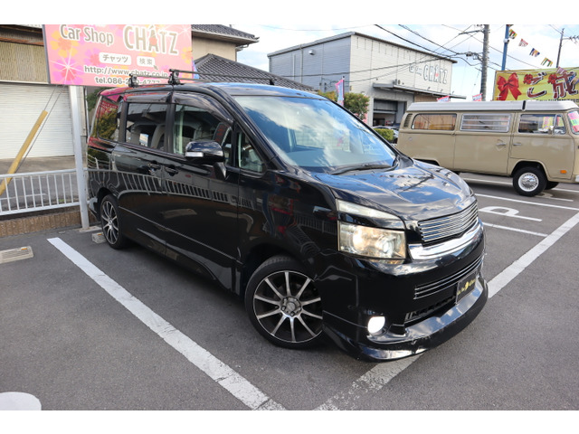 中古車 トヨタ ヴォクシー 2.0 ZS Wサンルーフ ルーフキャリア Fエアロ