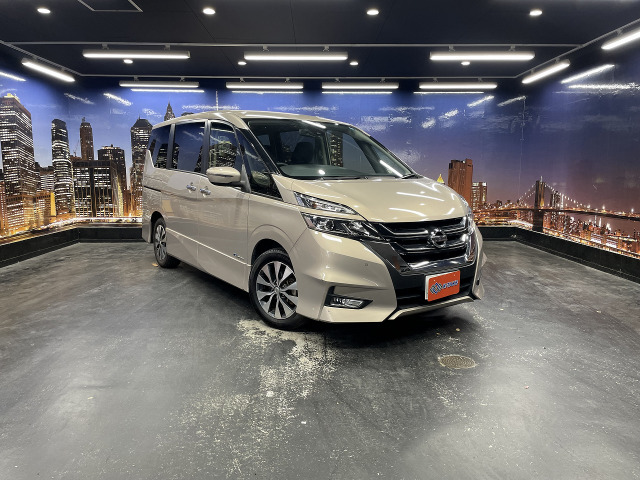 中古車 日産 セレナ 2.0 ハイウェイスター プロパイロット