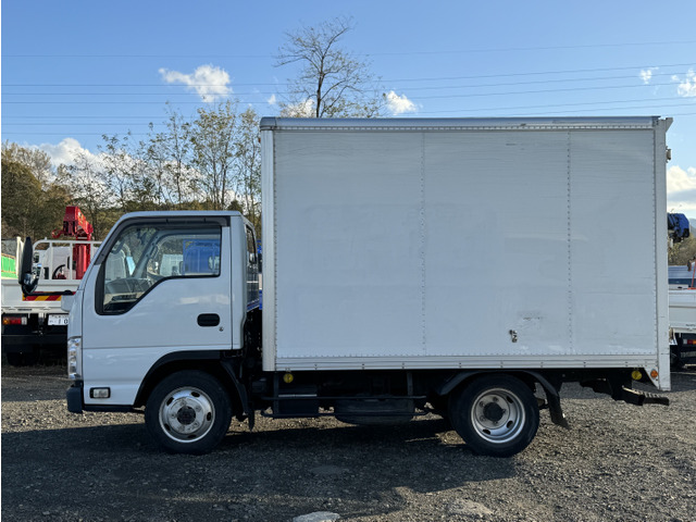 中古車 いすゞ エルフ 1.5t パネルバン AT 4WD の中古車詳細 (85,126km, ホワイト, 青森県, 189万円) |  中古車情報・中古車検索なら【車選びドットコム（車選び.com）】