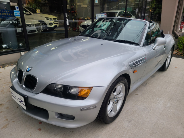 中古車 BMW Z3 ロードスター 2.2i 後期最終モデル 33.000キロ の中古車詳細 (33,300km, チタンシルバー, 東京都,  165万円) | 中古車情報・中古車検索なら【車選びドットコム（車選び.com）】