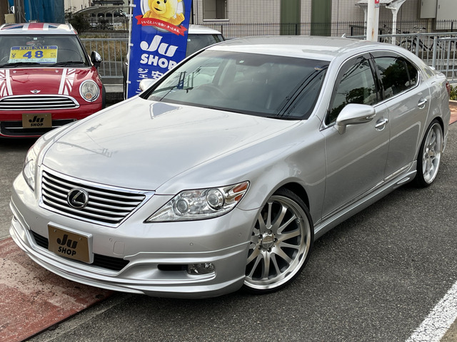 中古車 レクサス LS 460 バージョンC Iパッケージ 社外22インチアルミ 