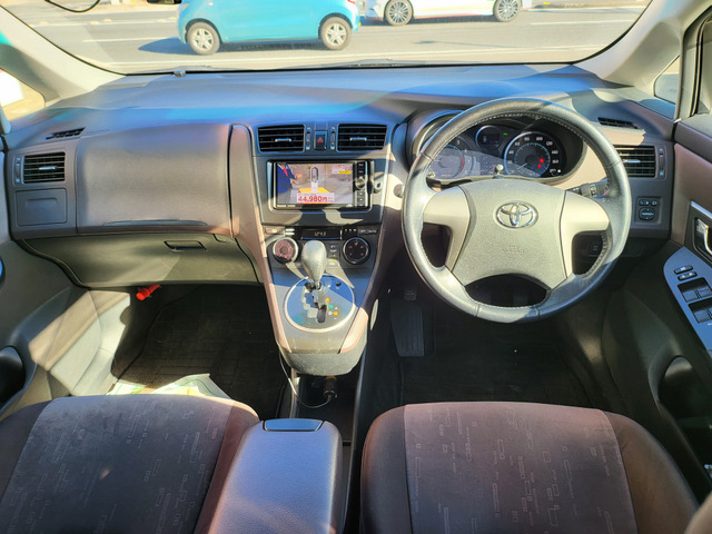 トヨタ マークXジオ 2.4 240G 4WD 4WD 6人乗り 社外ナビ の中古車詳細