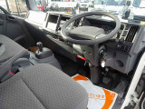 エルフ 3.0 ワイド ロング フルフラットロー ディーゼル 4WD 3t 平ボディ