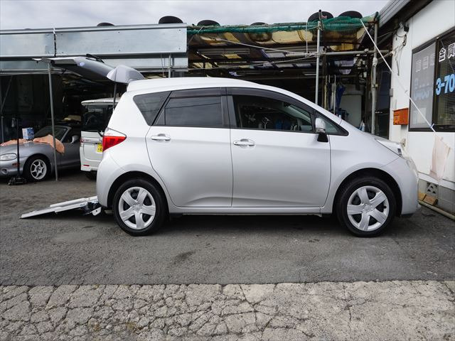 トヨタ ラクティス 禁煙車X車いす仕様車タイプ1スローパー の中古車