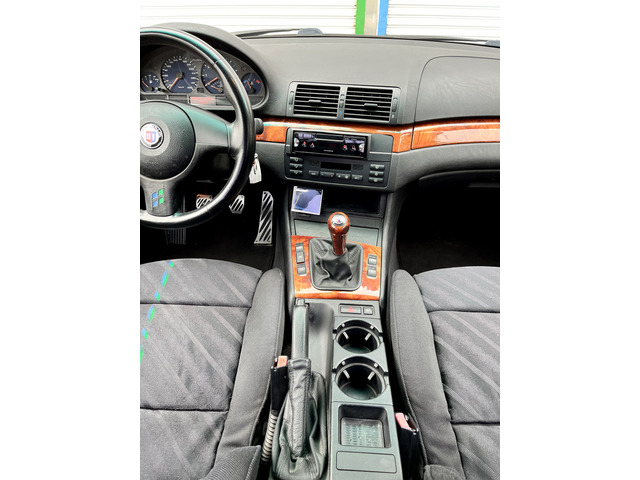 BMWアルピナ B3 3.3 リムジン 貴重6MT ニコル物 社外LSD の中古車詳細