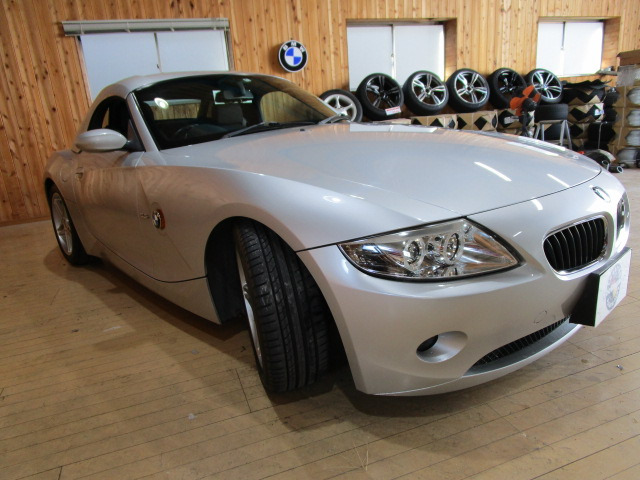中古車 BMW Z4 ロードスター 2.5i ハードトップ 社外イカリング