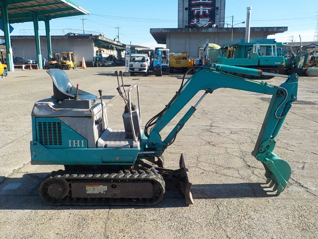 中古車 その他 IHI ミニユンボ 岡山発○石川島○ななちゃんユンボ の中古車詳細 (走行距離不明, ブルー, 岡山県, 68万円) |  中古車情報・中古車検索なら【車選びドットコム（車選び.com）】