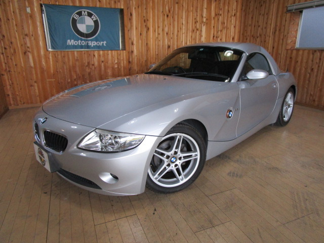 中古車 BMW Z4 ロードスター 2.5i ハードトップ 社外イカリングヘッド の中古車詳細 (73,233km, チタンシルバーM, 愛知県,  79万円) | 中古車情報・中古車検索なら【車選びドットコム（車選び.com）】