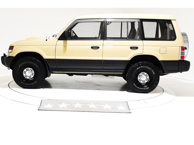 中古車 三菱 パジェロ 2.8 ミッドルーフ XJ ディーゼル 4WD 丸目仕様 ナローボディ LEDイカリングヘッドライト キーレス の中古車詳細  (64,000km, ベージュII, 群馬県, 208万円) | 中古車情報・中古車検索なら【車選びドットコム（車選び.com）】