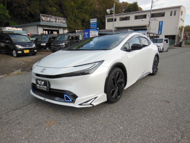 トヨタ プリウス 2.0 Z の中古車詳細 (新車, パールホワイト