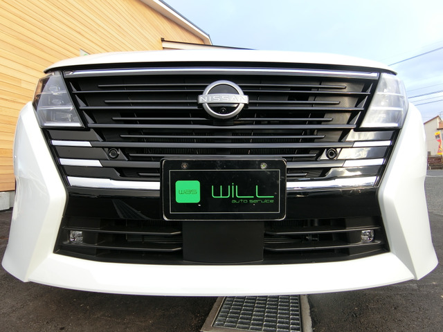 ■特選！中古品■ NISSANセレナ　e-POWER　フロントグリル 日産セレナe-power XV純正フロントグリル