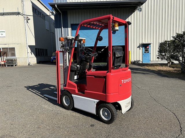 中古車 その他 トヨタL&F 電動フォークリフト 700kg 2.5m カウンター式 の中古車詳細 (走行距離不明, レッド, 埼玉県,  74.8万円) | 中古車情報・中古車検索なら【車選びドットコム（車選び.com）】